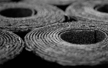 Llwyn Yr Hwrdd bitumen roof disadvantages