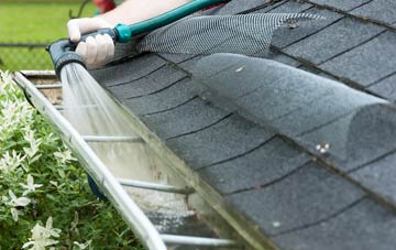 Llwyn Yr Hwrdd gutter cleaning costs